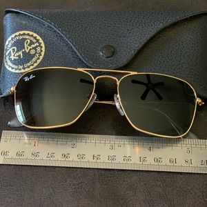 New Ray Ban aviators